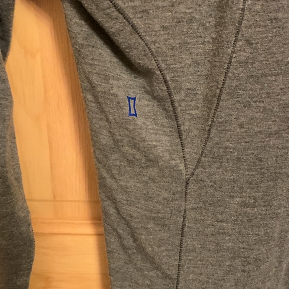 Grey Top - Picture 4 of 4